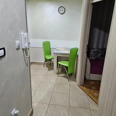 Miona Home1 Apartamento Kragujevac