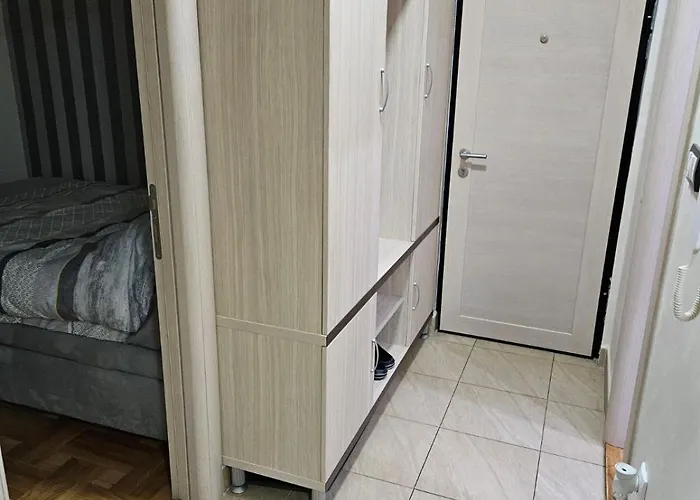 Διαμέρισμα Miona Home1 *